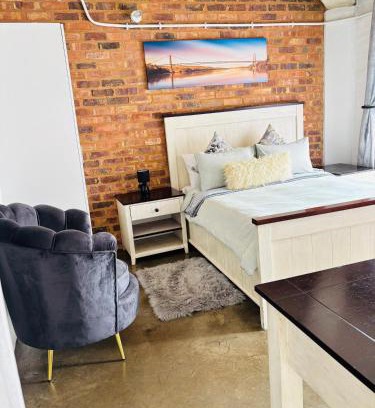 Downtown Johannesburg Apartamento | Cosy escape Balcony High speed WiFi Amenities