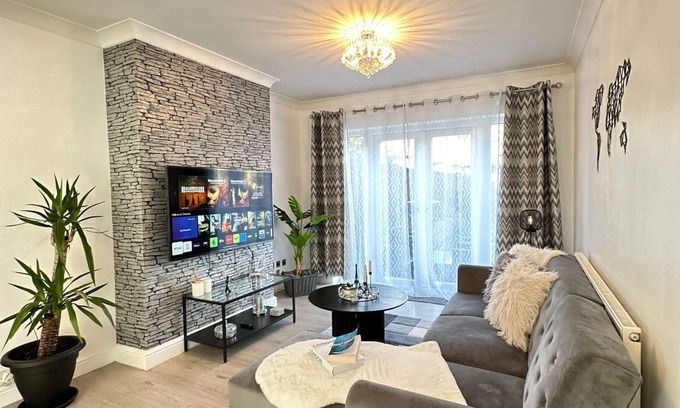 Northfield Casa | Cosy Family home