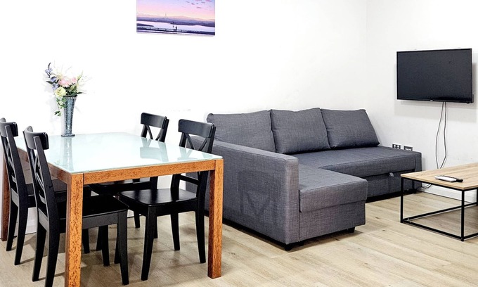 Homebush West Apartamento | Cosy Family-sized Apartment Near Sydney Olympic Park Flemington Market Station