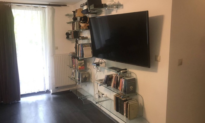 Rozsadomb Apartamento | Cosy flat at the Rosehill