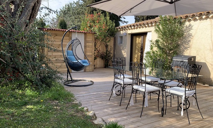 Ventabren Apartamento | T2 planta baja con jardín privado en el sur de la aldea en el campo. Tranquilo y luminoso