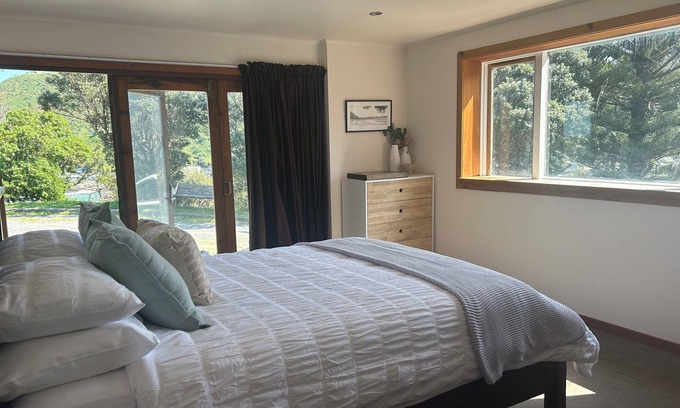 Wellington Casa | Cosy flat with sea views