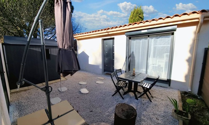 Castanet-Tolosan Cabina | Cosy, fully-equipped Tiny House - private garden