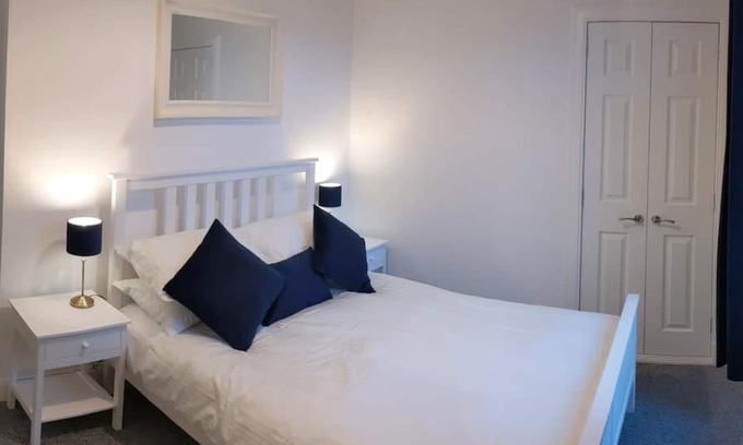 Dunfermline Apartamento | Cosy, fully equipped ground floor apartment (124)