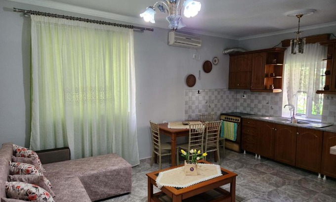 Sarande Villa | Cosy guest house