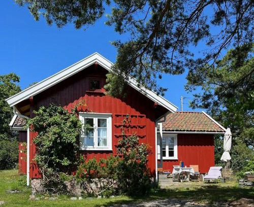 Rygge Casa | Cosy Guest House By The Coastal Path In Larkollen