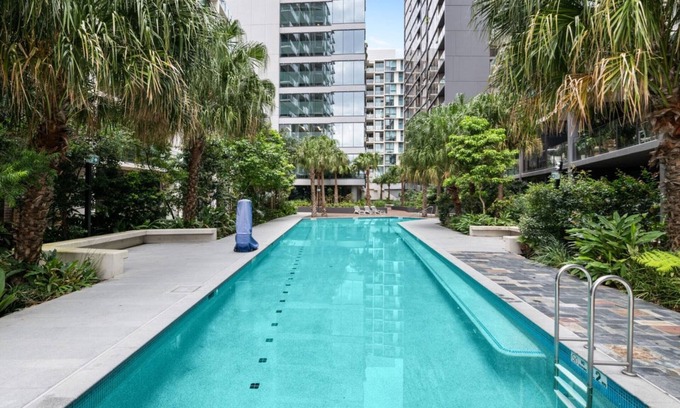 Newstead Apartamento | Cosy Gym Pool Apartment in Newstead