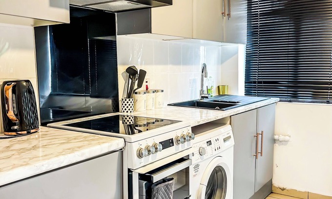 Shirley Casa | Cosy home in london with garden and parking