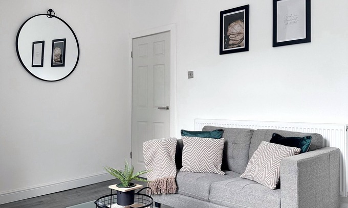 Openshaw Casa | Cosy Home in Manchester