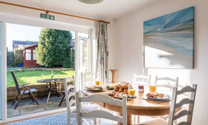 Penarth Casa | Cosy home with easy access to Cardiff city centre