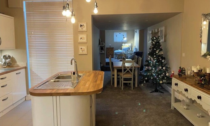 Clitheroe Casa | Cosy House set in historic town of Clitheroe.....3 bedrooms sleeps 5