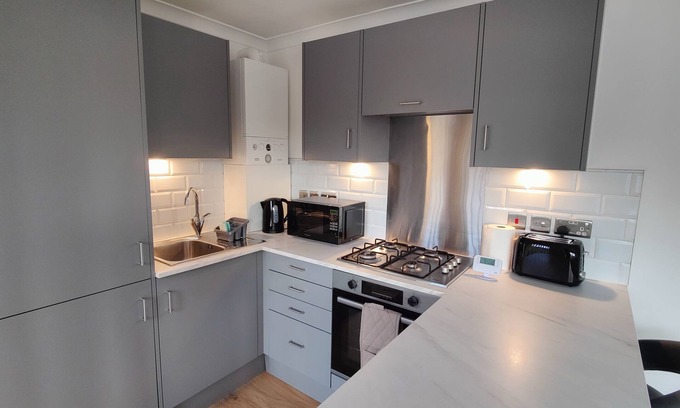 Croham Apartamento | Cosy, modern 2-bed apartment, close to great transport links!
