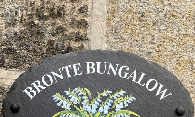 Oxenhope Casa | Cosy modern home in the heart of a village and opposite a pub