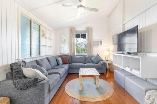 Urangan Casa | Cosy Queensland Charm - A Family, Friendly Cottage