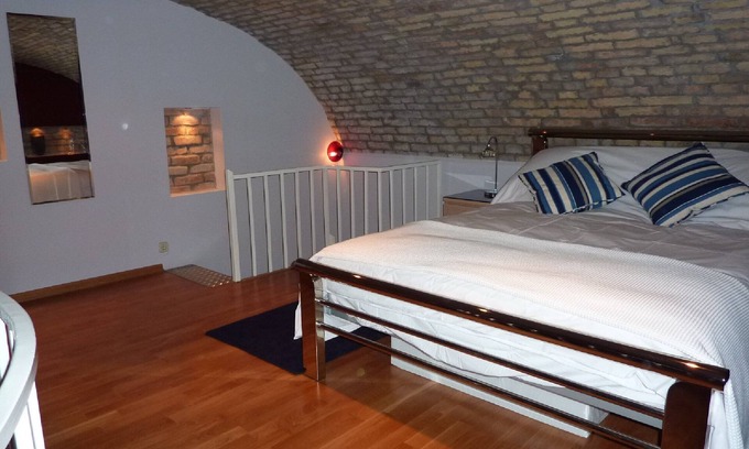 Belvaros - Lipotvaros Apartamento | Acogedor, tranquilo, capacidad para 2 personas apartamento muy cerca del Puente de las Cadenas y la Basílica