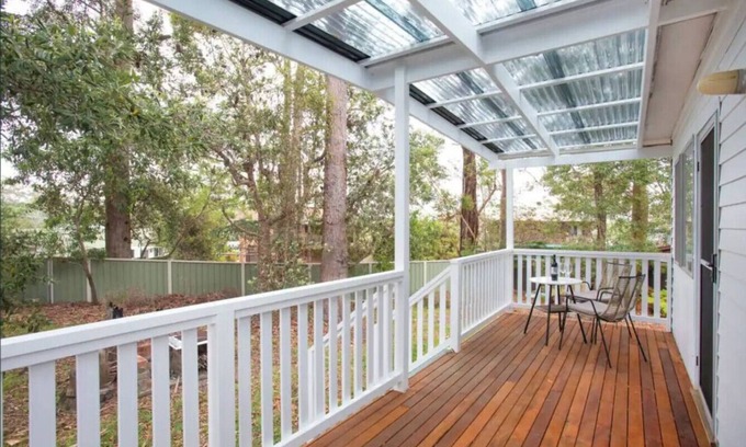 Mollymook Beach Casa | Cosy retro styled bungalow