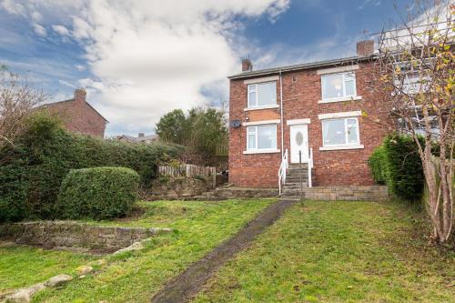 Stanley Casa | Cosy Semidetached Home
