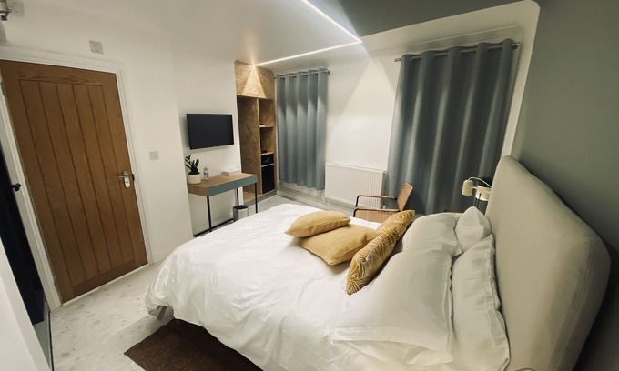 Winchester Apartamento | Cosy Serviced Studio Pet Friendly