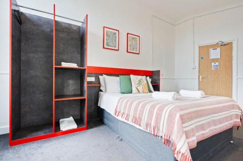 Dudley Apartamento | Cosy Studio Flat Near Town Centre & Parking