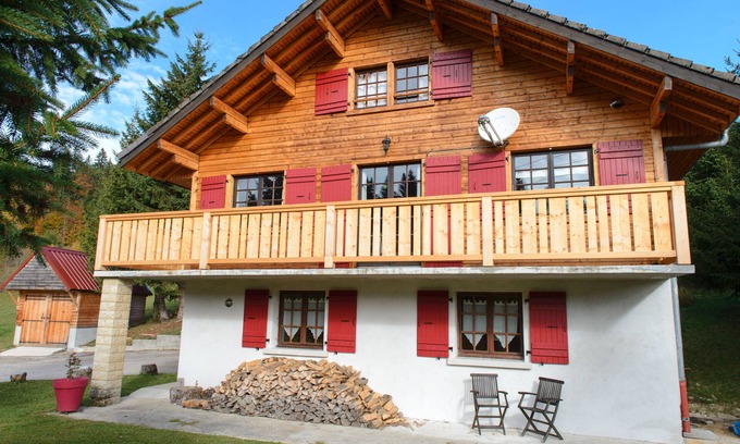 Lamoura Apartamento | Apartamento cerca de las pistas, tranquilo y confortable en la estación de los pelirrojos.