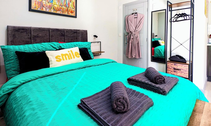 Sandiway Cabina | A cosy retreat to relax and feel right at home, whilst exploring Cheshire.