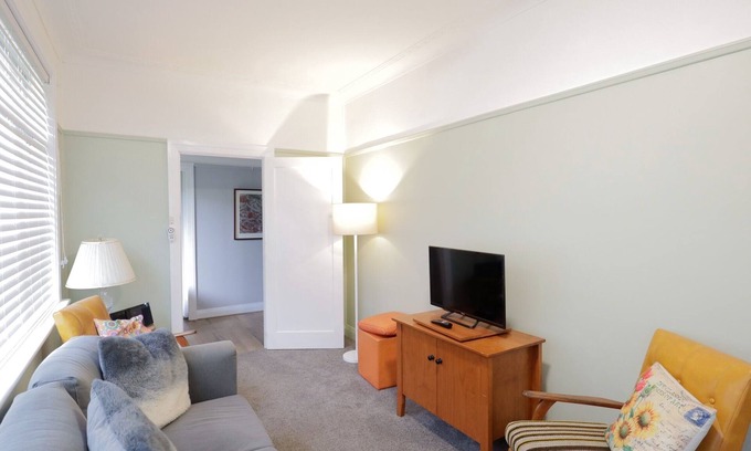 Tenterfield Casa | 3-Bed Cottage with Cosy Outdoor Fire Pit