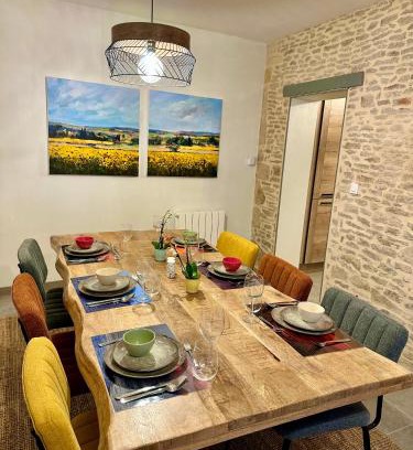 Grandcamp-Maisy Casa | Cosy village house with home cinema