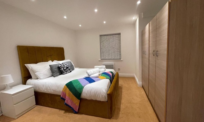 Preston Cama Y Desayuno | Cosy Wembley 2-bed apartment - Free parking - Ideal for contractors and families