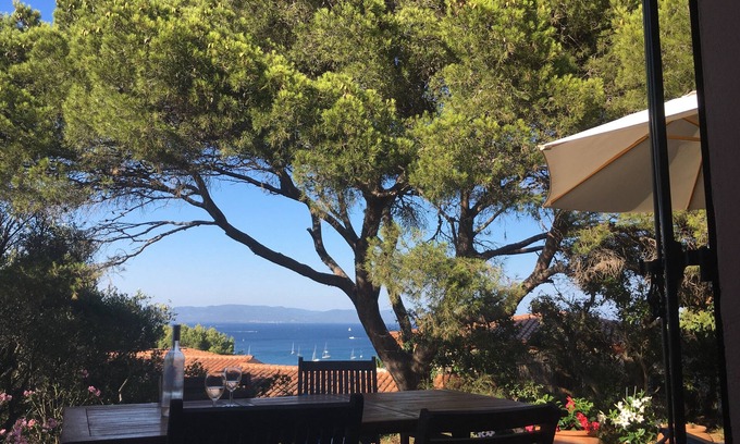 Giens Villa | Villa en la Costa Azul con fantásticas vistas al mar en alquiler en la península de Giens