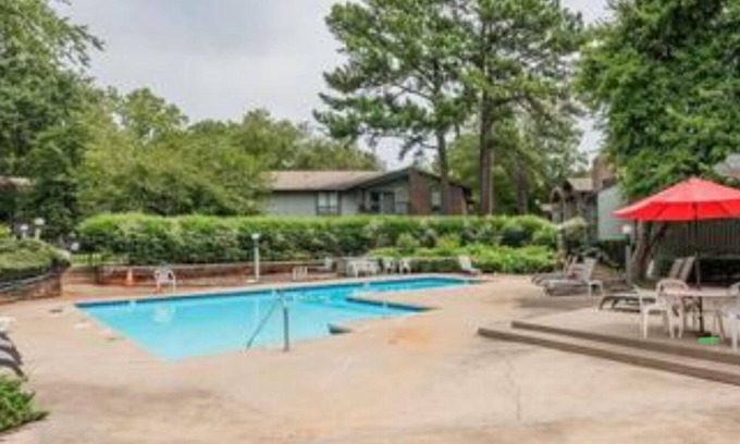 Charlotte Condominio | Cotswald condo 5 min to uptown…..30%off