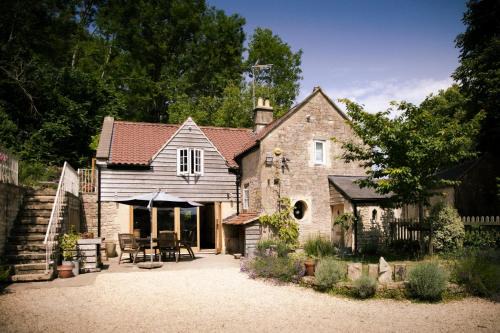 Combe Hay Casa | Cotswolds AoNB Cottage- Modern Renovation- Sleeps8