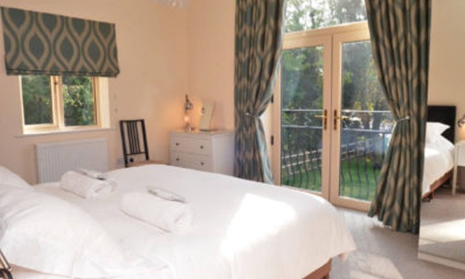 Stroud Cabaña | Cotswolds Valleys Accommodation-Stony Hs