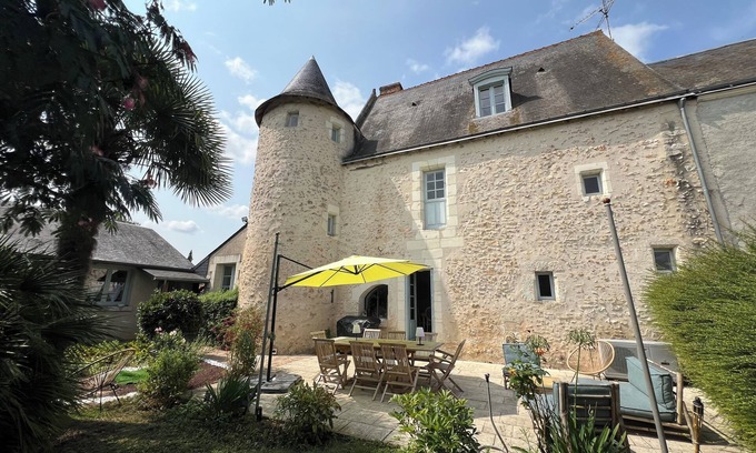 Courcay Cabaña | Cottage 15 km from Amboise! Fireplace and indoor pool ideal for relaxing