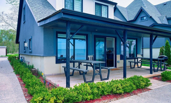 Wainfleet Casa | Cottage # 16...thelongbeachresort.ca