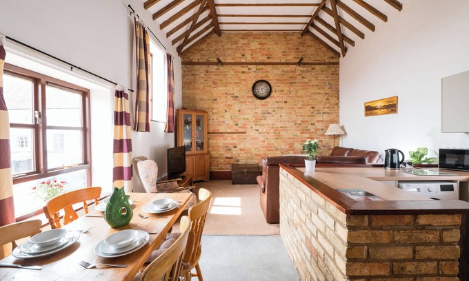 Bedford Casa | Cottage 2 at Scald End farm