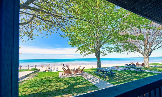Wainfleet Casa | Cottage # 3...thelongbeachresort.ca