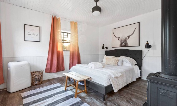 Spearfish Cabaña | Cottage #4 - Spearfish Orchard Creek Cottages