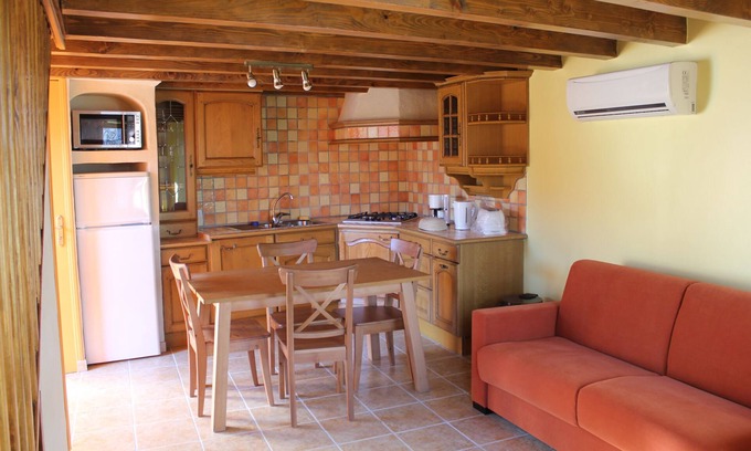 Creste Cabaña | Cottage 45 m2 para 2 a 3 personas. en el borde del Parque de los Volcanes de Auvernia