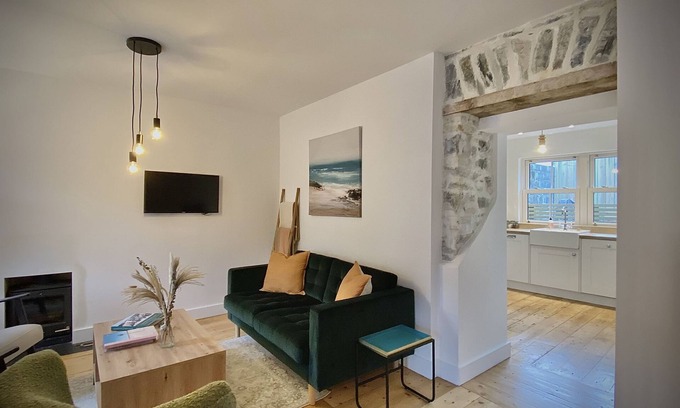 Clifden Cabaña | Cottage 478 - Clifden - sleeps 4 guests in 2 bedrooms