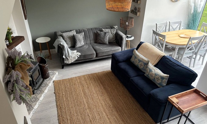 Clifden Cabaña | Cottage 480 - Clifden - sleeps 5 guests in 3 bedrooms