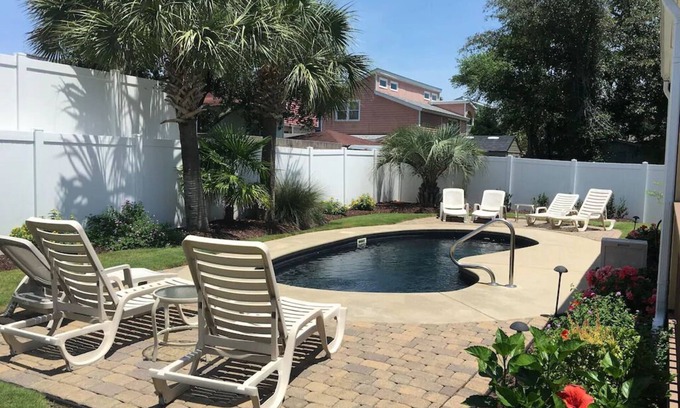 Crescent Beach Casa | Cottage B Htd Pool! Summer Prices Just Reduced!!!