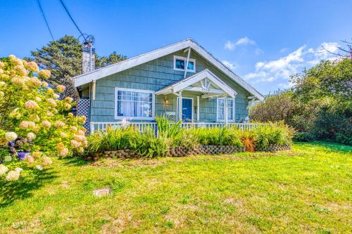 Rockaway Beach Casa | Cottage by the Sea