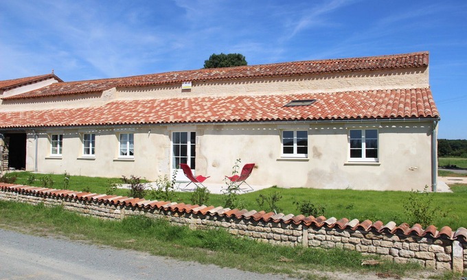 Saint-Valerien Casa | Casa rural completamente renovada para disfrutar de la tranquilidad del campo.