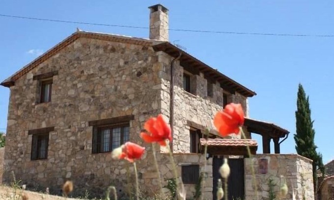 Santo Domingo de Pirón Cabaña | Casa rural "El Alcarcel" con vistas a la Sierra de Guadarrama (8/10 pax)