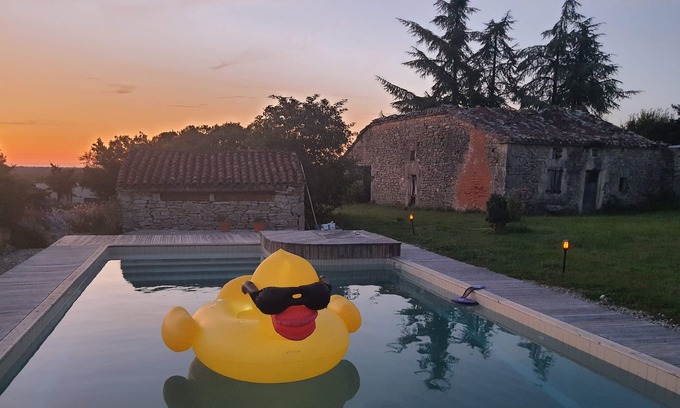 Serignac Cabaña | Cottage for 2 in the countryside with private spa