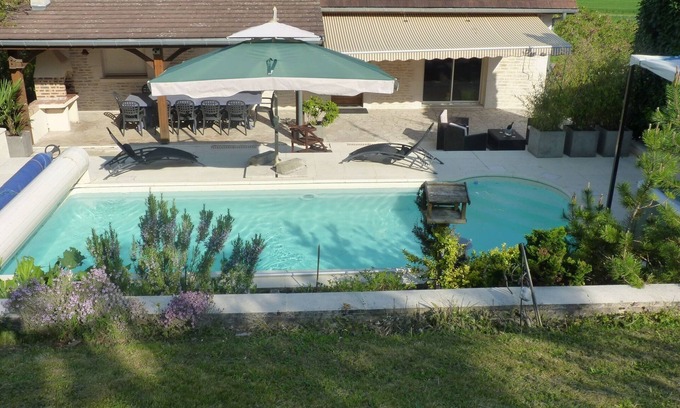 Arrentieres Casa | Cabaña para 2 a 10 personas con piscina climatizada