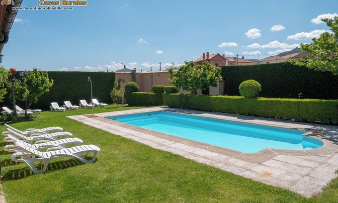 Solosancho Cabaña | Casa Rural hasta 14 plazas con piscina cerca de Ávila - CASAS RURALES FLORENTINO