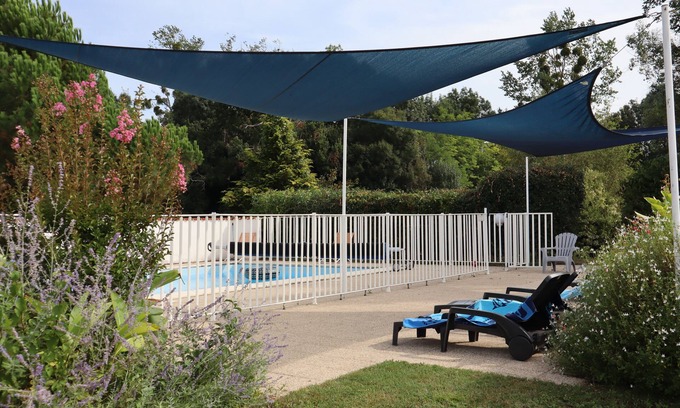 Montpellier de Medillan Casa | Cottage of 6 persons with pool