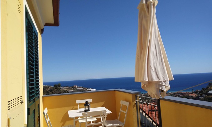 Pompeiana Apartamento | Casetta Gianna - Buenos días vista al mar CÓDIGO CITRA LIGURIA 008044-LT-0005