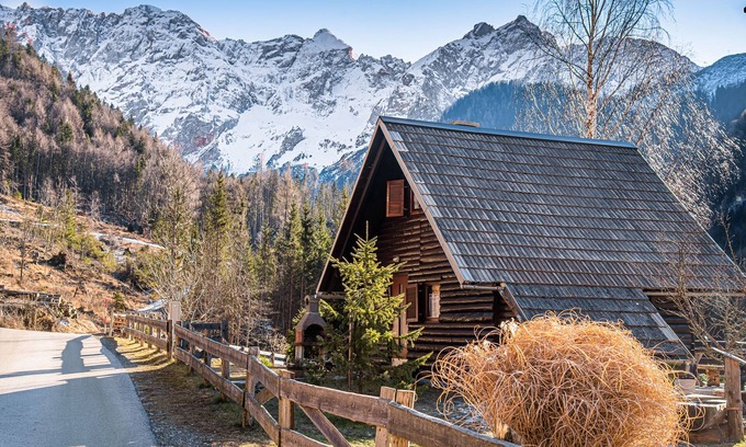 Zgornje Jezersko Cabina | Cottage Hidden Pearl